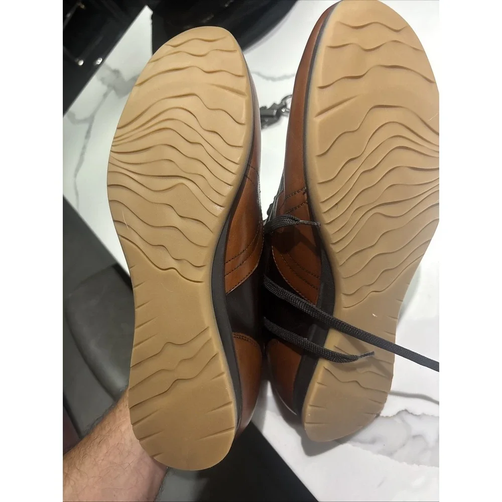 paul Fredrick Wayne Sneakers  Size 13